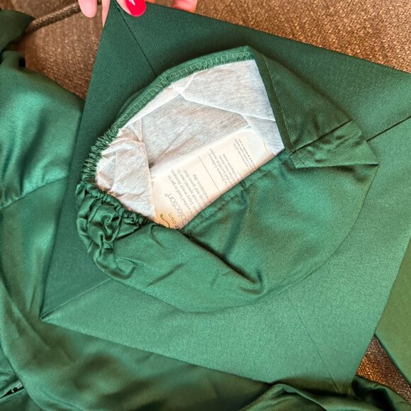 Elements Graduation Robe and Hat - Size 5 Jestons set of 2 Green - Picture 5 of 5
